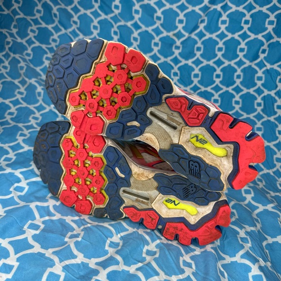 New balance Women’s size 10 asym counter 1080 v4 N2 mesh running sneakers shoes - Picture 4 of 11